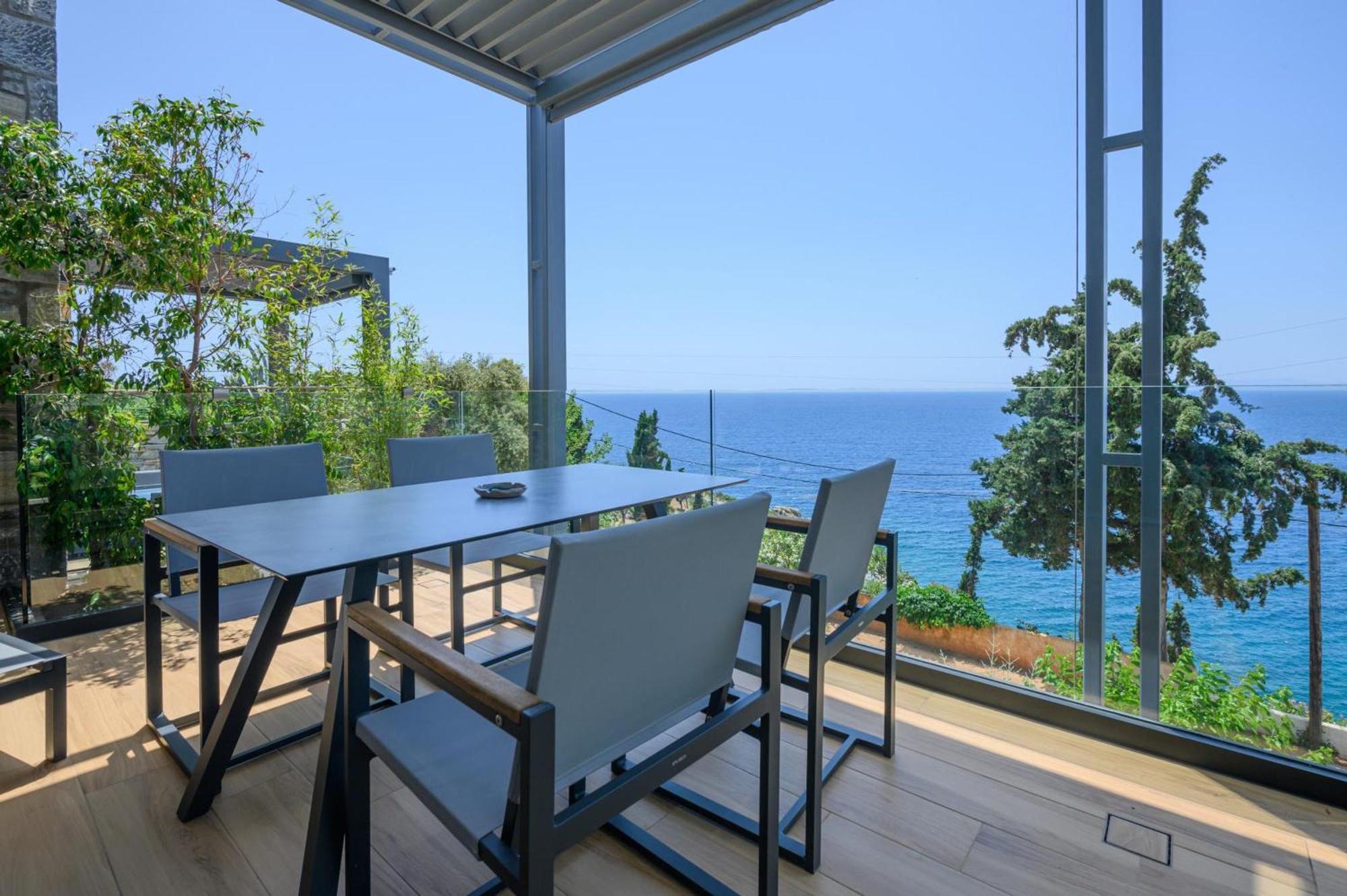 Mani Suites Agios Nikolaos  Bagian luar foto