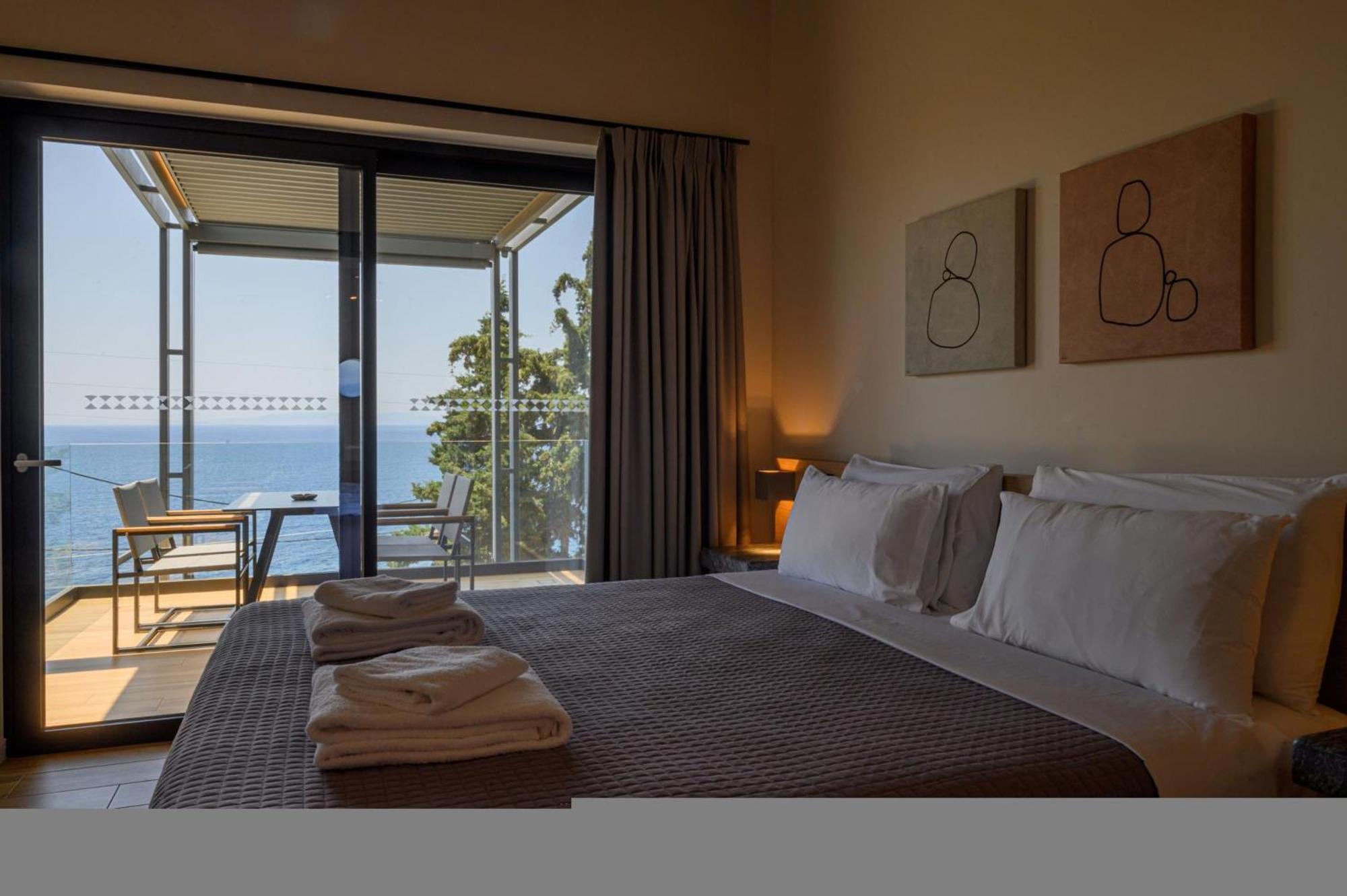 Mani Suites Agios Nikolaos  Bagian luar foto