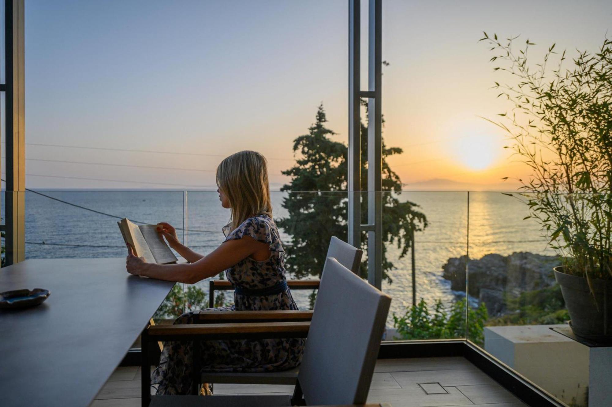 Mani Suites Agios Nikolaos  Bagian luar foto