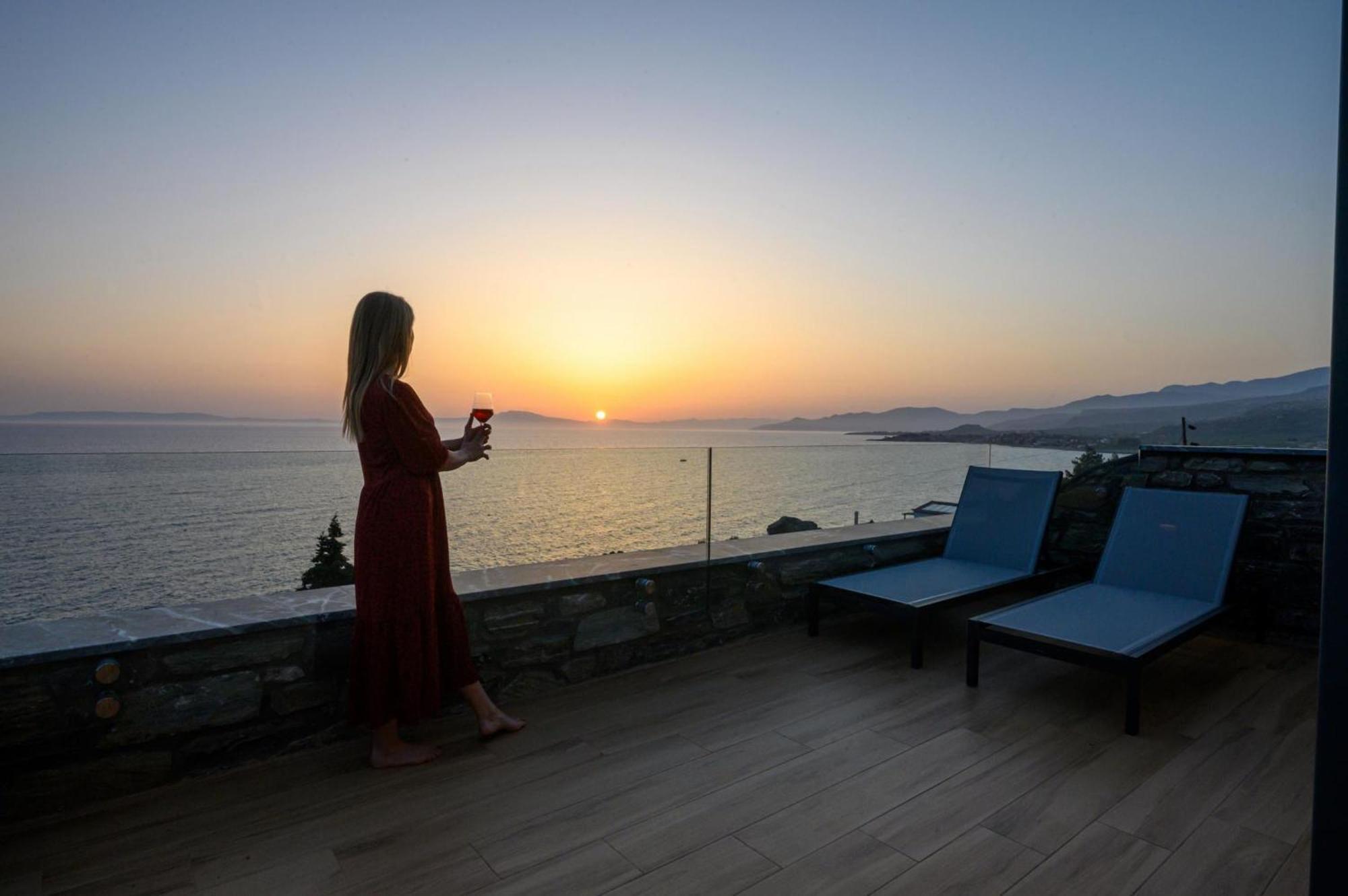 Mani Suites Agios Nikolaos  Bagian luar foto
