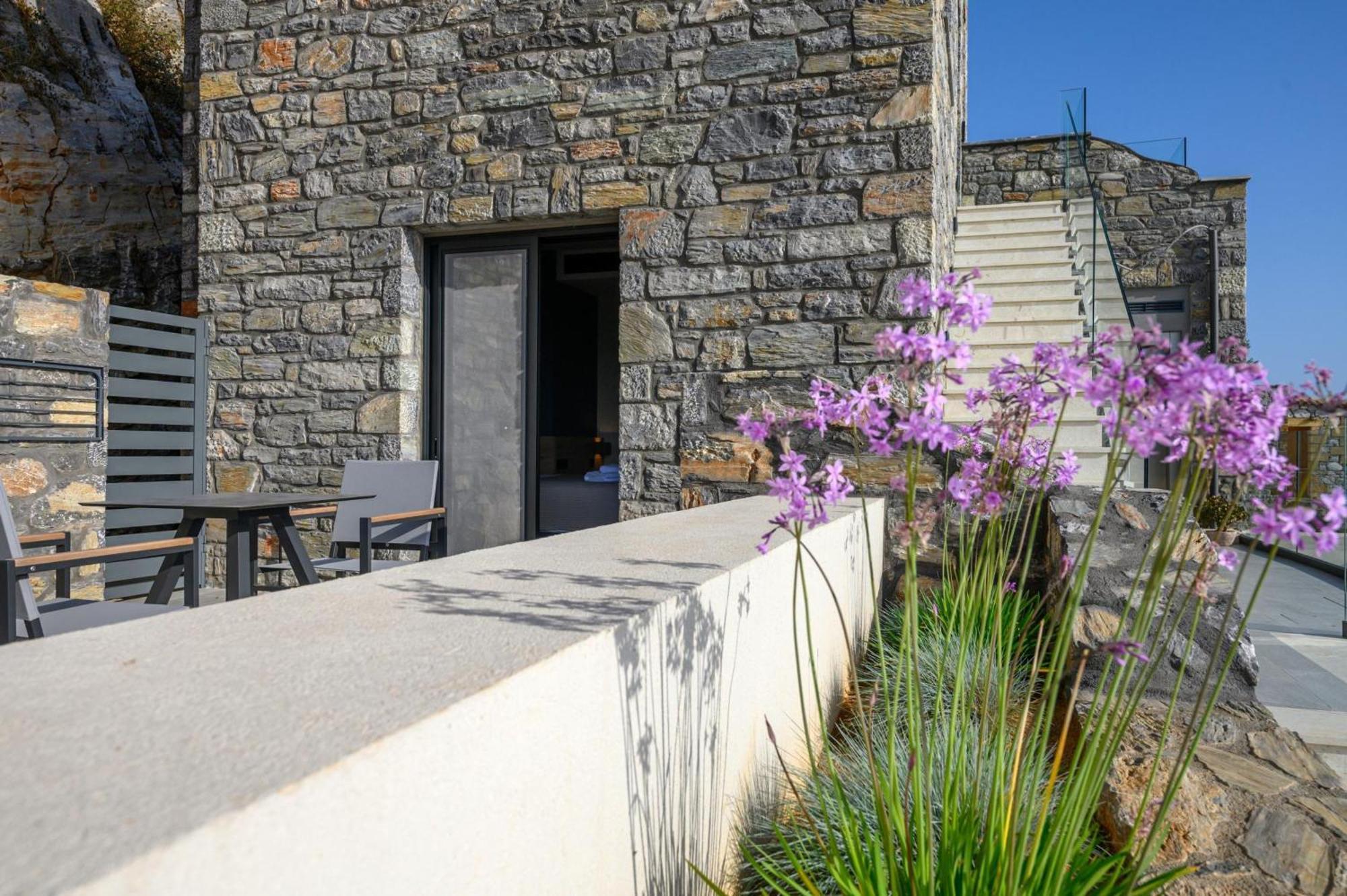 Mani Suites Agios Nikolaos  Bagian luar foto