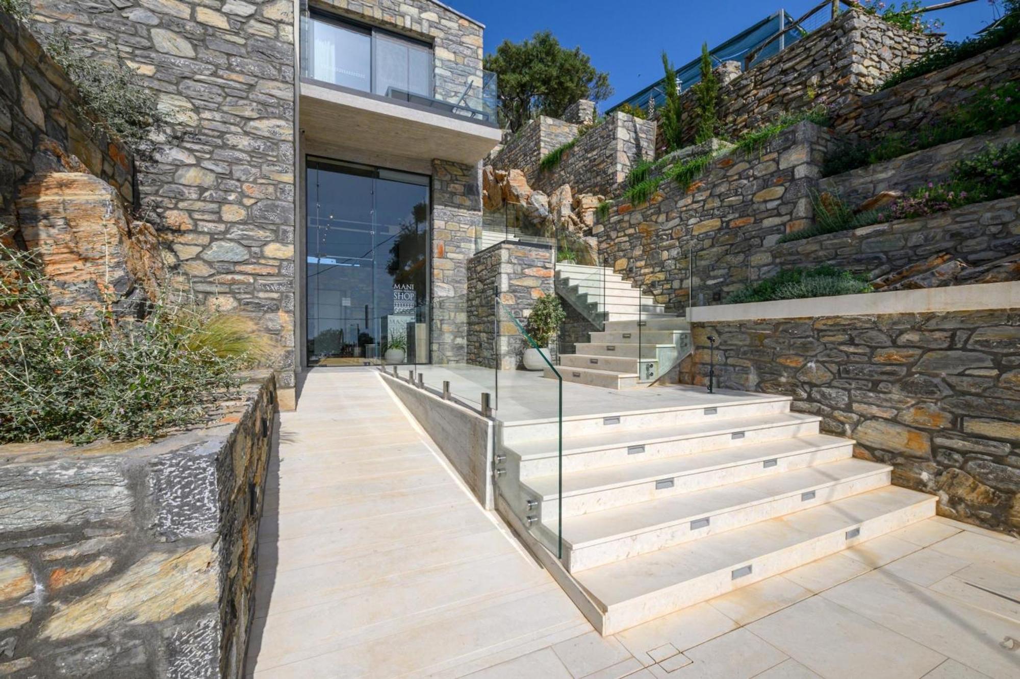 Mani Suites Agios Nikolaos  Bagian luar foto