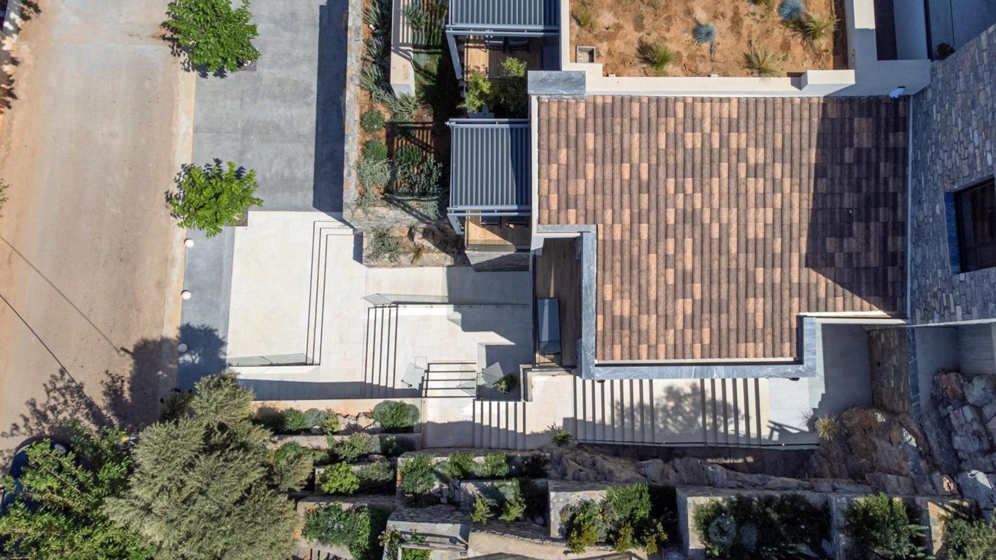 Mani Suites Agios Nikolaos  Bagian luar foto