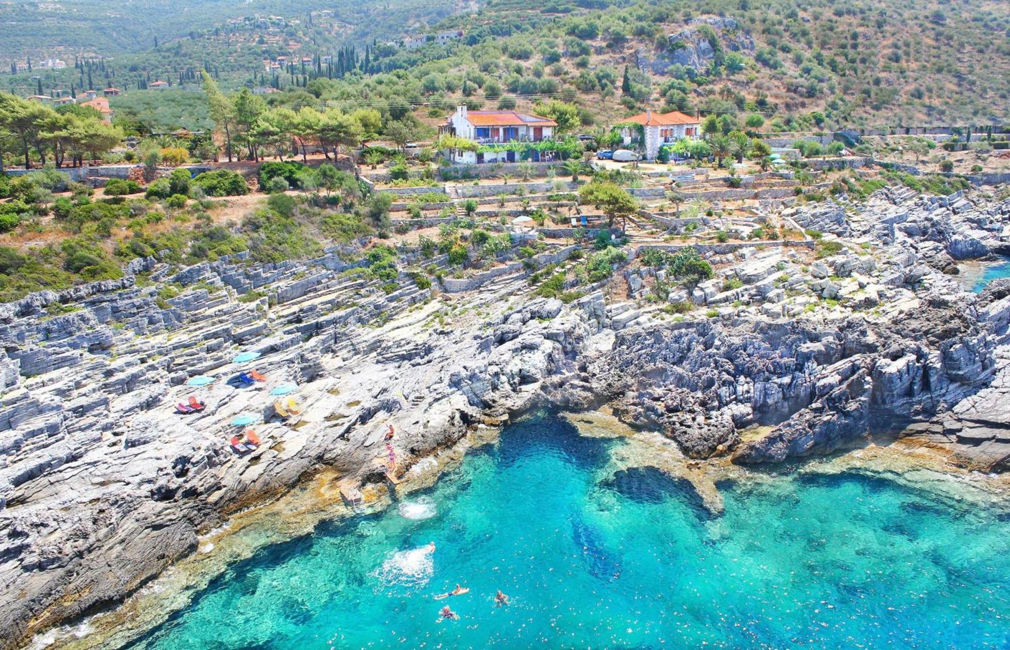 Mani Suites Agios Nikolaos  Bagian luar foto