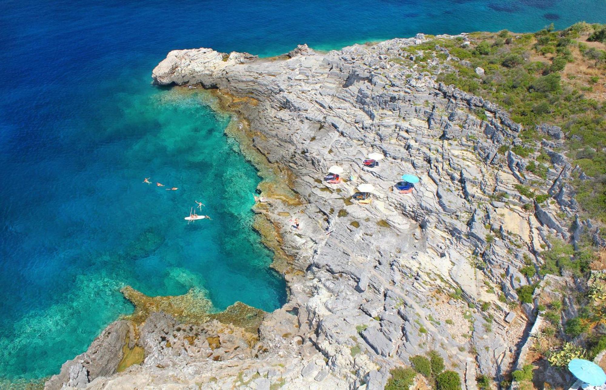 Mani Suites Agios Nikolaos  Bagian luar foto